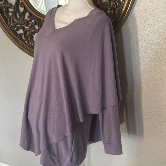 Amazing lavender Soft Surroundings asymmetrical layering tunic EUC - Picture 7 of 14
